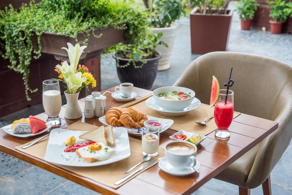 Dream Hotel And Apartment Hanoi Exterior photo